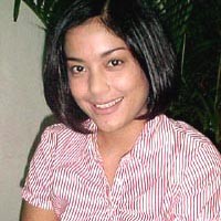 Lulu Tobing Siapkan Gaun Pengantin